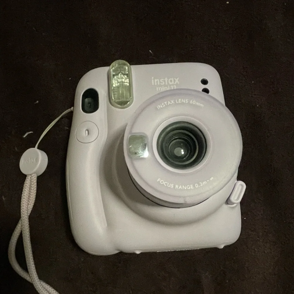 Fujifilm Instax Mini 11 Instant Camera - Lilac Purple